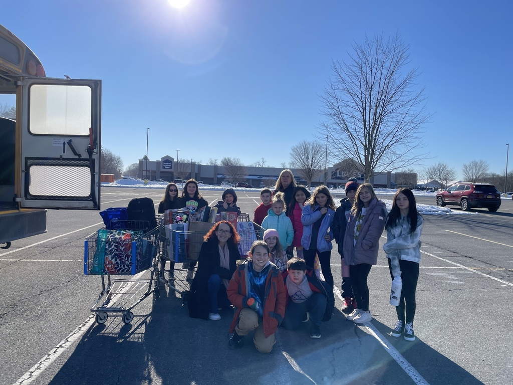 Fitzgerald 5th grade class goes Christmas shopping