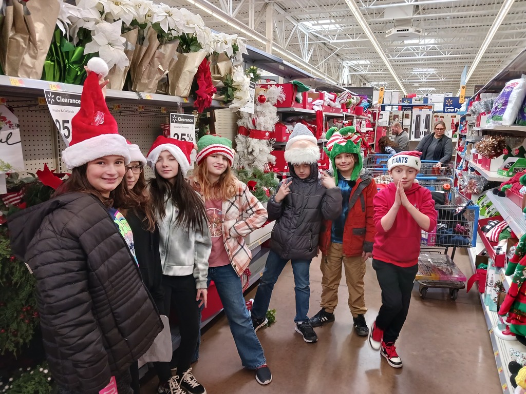 Fitzgerald 5th grade class goes Christmas shopping