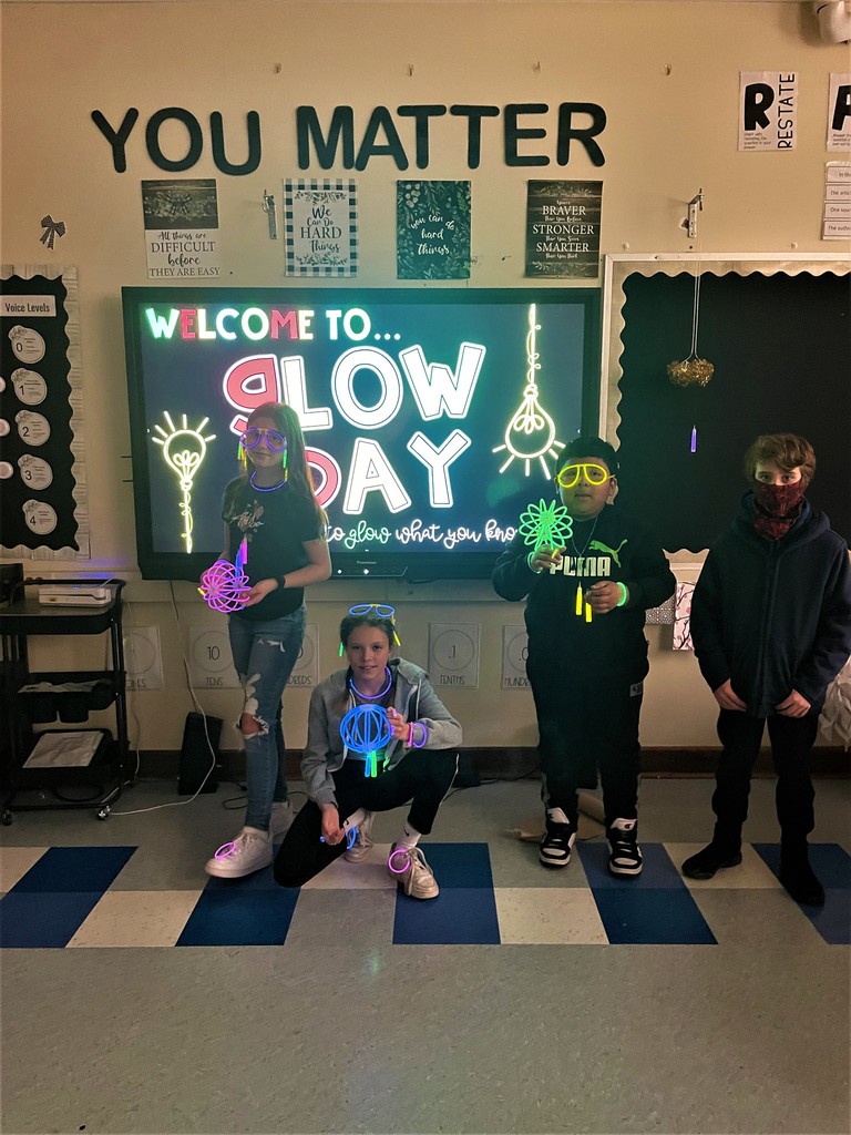 Glow Day in Miss Prinz's Class